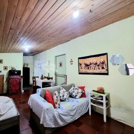Buy this 5 bed house on Escola Municipal de Ensino Fundamental Doutor Nelson Pain Terra in Rua Primavera 1676, Rio Branco