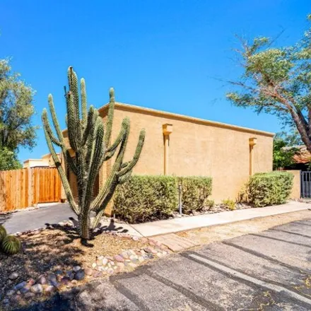 Image 2 - 4356 W Pyracantha Dr, Tucson, Arizona, 85741 - House for sale