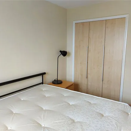Rent this 1 bed apartment on 8 Hawkhill Close in City of Edinburgh, EH7 6FG