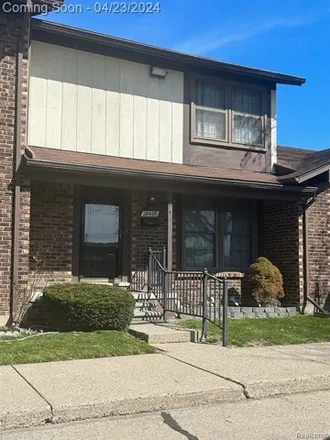 Buy this 2 bed house on 28388 Queens Court East in Warren, MI 48093