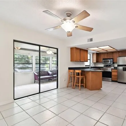 Image 8 - 1398 Abbey Crescent Lane, Clearwater, FL 33759, USA - Townhouse for sale