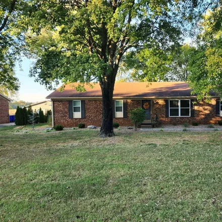 Buy this 3 bed house on 510 Meadowlawn Drive in Franklin, KY 42134