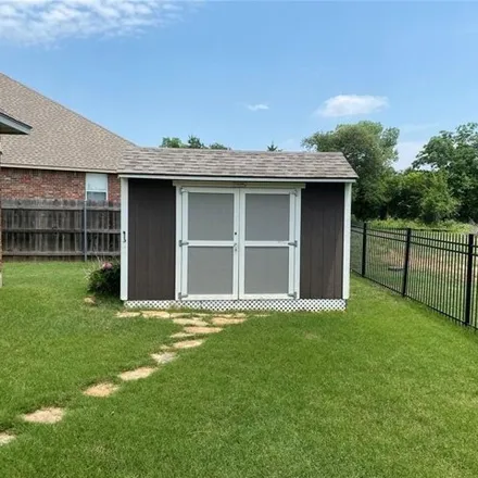 Image 8 - 9498 Emily Lane, Midwest City, OK 73130, USA - House for rent