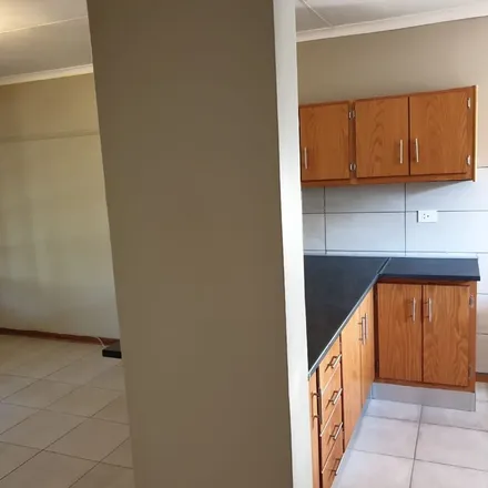 Image 3 - unnamed road, Langenhovenpark, Bloemfontein, 9321, South Africa - Townhouse for rent