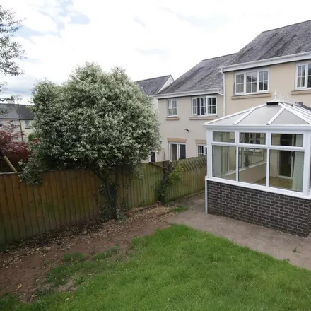 Rent this 3 bed duplex on Cornlands in Sampford Peverell, EX16 7UA