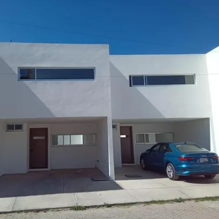 Buy this 3 bed house on Avenida Porfirio Díaz 46 in Colonia San Isidro, 90060 Tlaxcala City