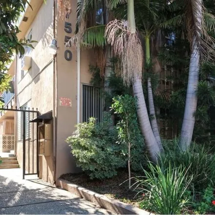 Image 1 - 7545 Hampton Avenue, West Hollywood, CA 90046, USA - House for sale
