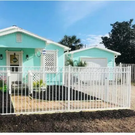 Buy this 2 bed house on 204 George C Wallace Boulevard in Laguna Beach, Panama City Beach