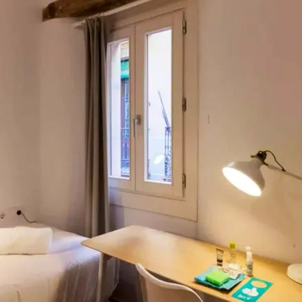 Rent this 1 bed room on Carrer dels Escudellers in 43, 08002 Barcelona