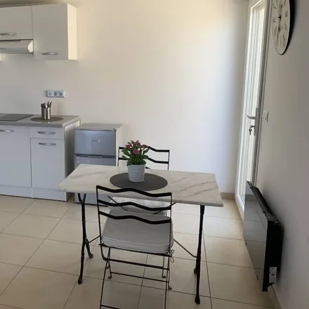 Rent this 1 bed house on 34120 Pézenas