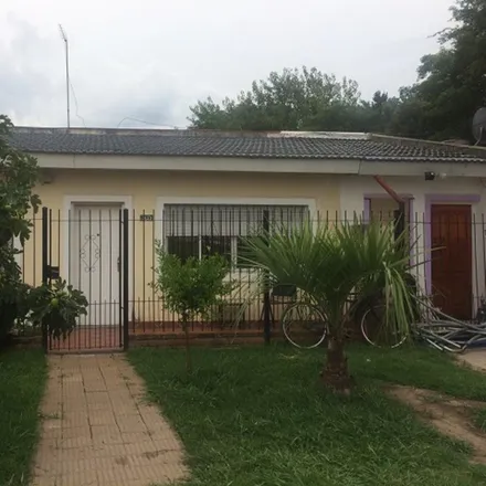 Image 1 - NINE Shopping, Avenida Enrique Victorica 1128, El Parque, Moreno, Argentina - House for sale