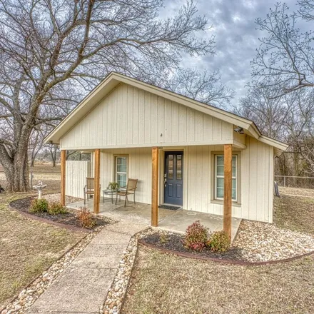 Rent this 1 bed house on 504 West Haynie Street in Llano, TX 78643