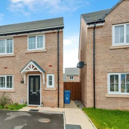 Buy this 3 bed duplex on Actons Wood Lane in Runcorn, WA7 1GX