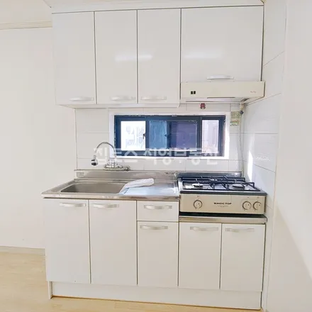 Image 7 - 서울특별시 서초구 잠원동 28-5 - Apartment for rent