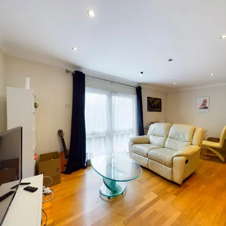 Rent this 1 bed apartment on Peninsula Court in 121 East Ferry Road, Cubitt Town