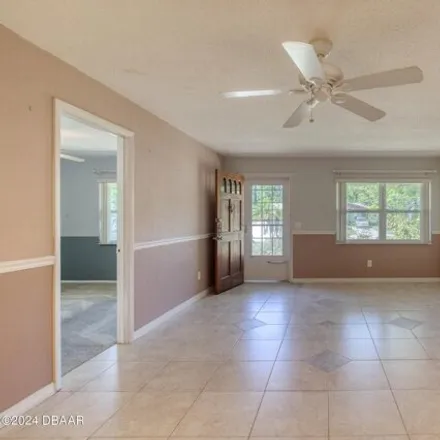 Image 6 - 293 Gibbons Avenue, Holly Hill, FL 32117, USA - House for sale