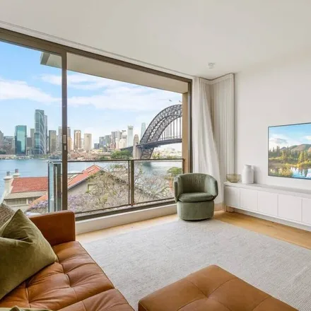 Rent this 2 bed apartment on Kirribilli NSW 2061