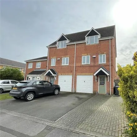 Buy this 3 bed duplex on Haller Close in Armthorpe, DN3 2FF