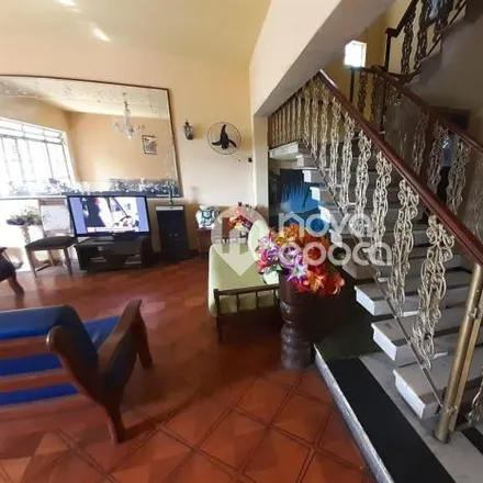 Buy this 6 bed house on Rua Enes Filho in Penha Circular, Rio de Janeiro - RJ