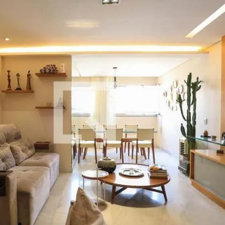 Rent this 3 bed apartment on Novos Horizonte 1 in Rua Alvarenga Peixoto, Santo Agostinho