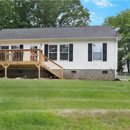 Buy this 3 bed house on 208 Doc McCullock Road in Davidson County, NC 27292