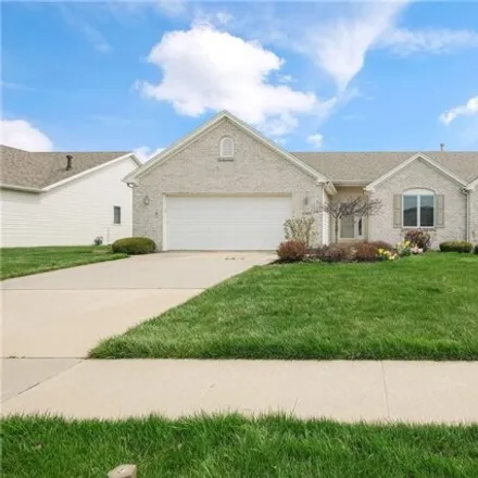 Buy this 3 bed condo on 4313 West Waterbend Drive in Lucas County, OH 43537