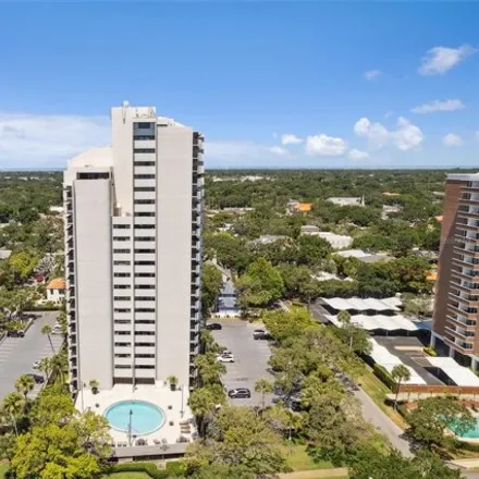 Buy this 1 bed condo on The Pinnacle in 4141 Bayshore Boulevard, Tampa