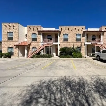 Rent this 2 bed condo on 1457 East Gustavus Street in Laredo, TX 78040