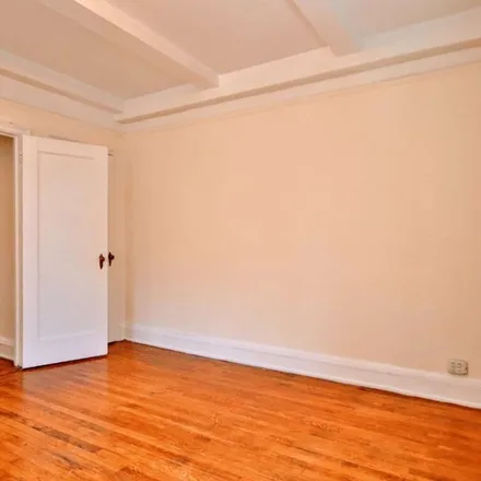Image 4 - 11 Waverly Place, New York, NY 10003, USA - Apartment for rent