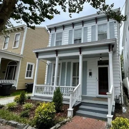 Buy this 3 bed house on 348 Washington Street in Portsmouth City, VA 23704