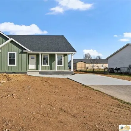 Buy this 3 bed house on 108 Brittany Lane in Glasgow, KY 42141