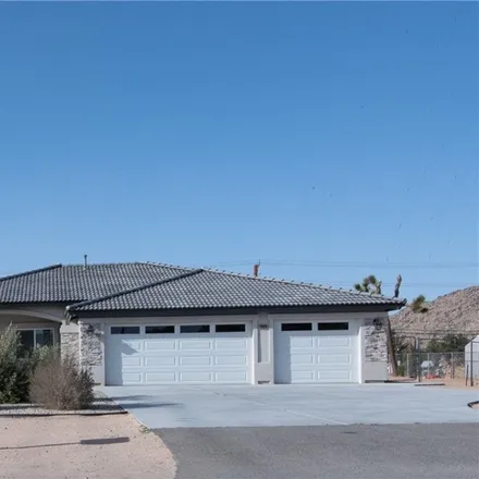 Rent this 4 bed house on 20016 Seneca Road in Apple Valley, CA 92307