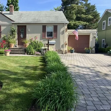 Buy this 2 bed house on 37 New Jersey Avenue in Bergenfield, NJ 07621