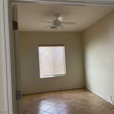 Image 6 - 2315 Perrysburg Drive, Henderson, NV 89044, USA - House for rent
