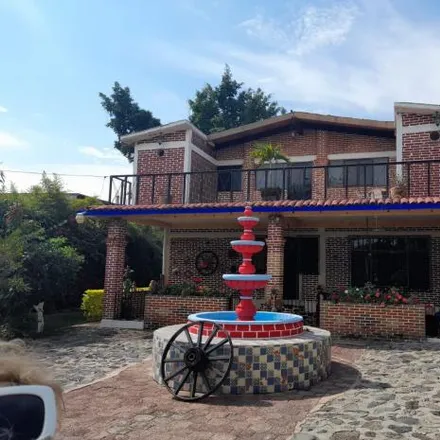 Buy this 9 bed house on Calle Emiliano Zapata in Villas Gardenia Yautepec, 62732 Yautepec