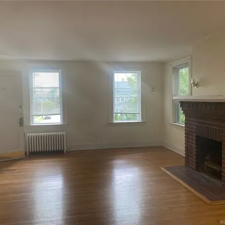 Rent this 1 bed apartment on 14 Stuyvesant Avenue in Brightview, New Haven