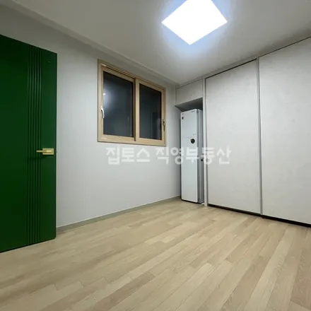 Rent this 2 bed apartment on 서울특별시 관악구 봉천동 1565-2