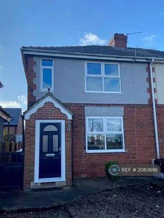 Rent this 3 bed duplex on Barugh Green Road in Barnsley, S75 1HH