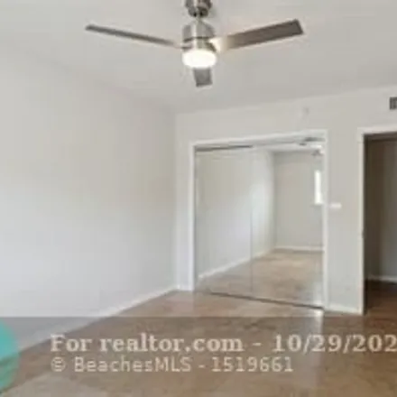 Image 7 - Windsor Court, Fort Lauderdale, FL 33304, USA - Condo for rent
