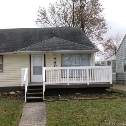 Rent this 3 bed house on 17612 Tennyson Street in Roseville, MI 48066