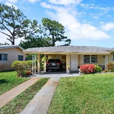 Image 1 - 691 Northeast 40th Street, Coral Heights, Oakland Park, FL 33334, USA - House for sale