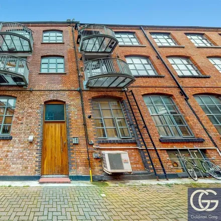 Image 1 - 6 Fairclough Street, St. George in the East, London, E1 1PR, United Kingdom - Apartment for rent