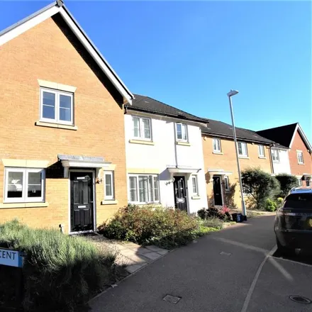 Rent this 3 bed townhouse on Wind in the Willows Nursery in Rosen Crescent, Hutton