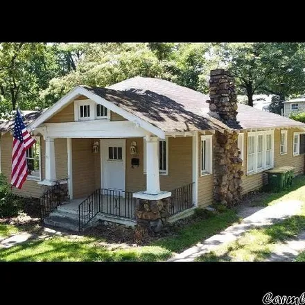 Rent this 3 bed house on 312 North Cedar Street in Pulaski Heights, Little Rock