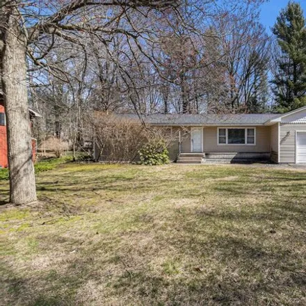 Buy this 3 bed house on 1312 North Lendale Street in Pere Marquette Charter Township, MI 49431