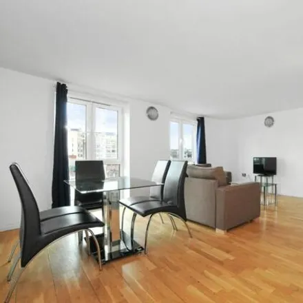 Rent this 2 bed house on 152 Central Street in London, EC1V 8AY