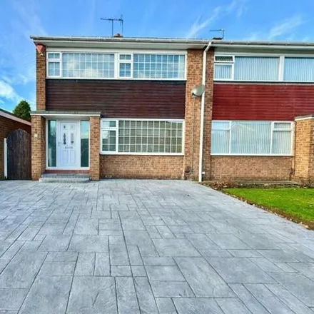 Buy this 3 bed duplex on Fountains Drive in Middlesbrough, TS5 7LH