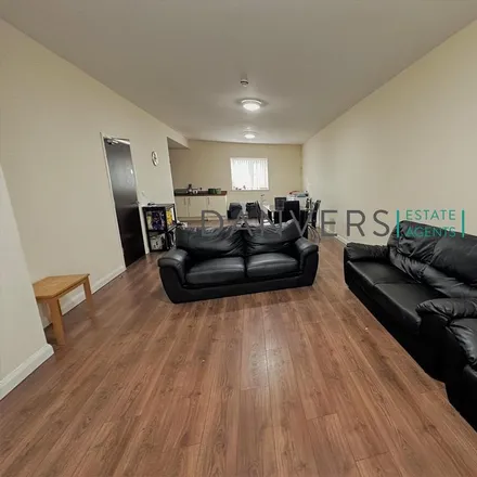 Rent this 6 bed house on North's in Ridley Street, Leicester