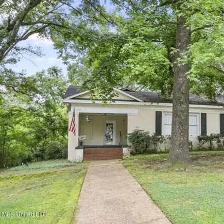Buy this 2 bed house on 1229 Poplar Blvd in Jackson, Mississippi