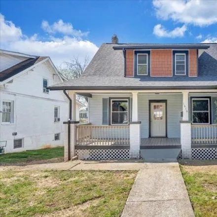 Buy this 3 bed house on 1634 Carroll Avenue Northwest in Roanoke, VA 24017
